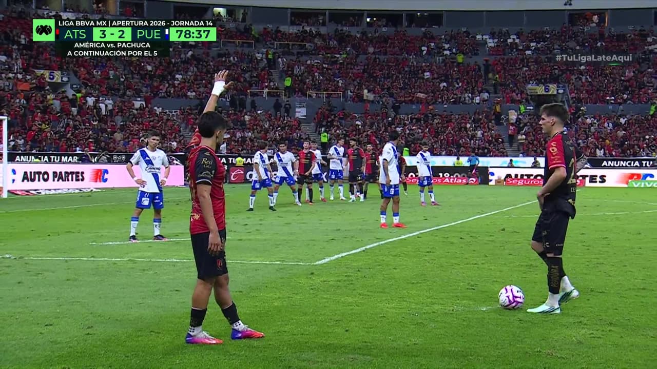 ¡GOL!  anota para Atlas. José Martín