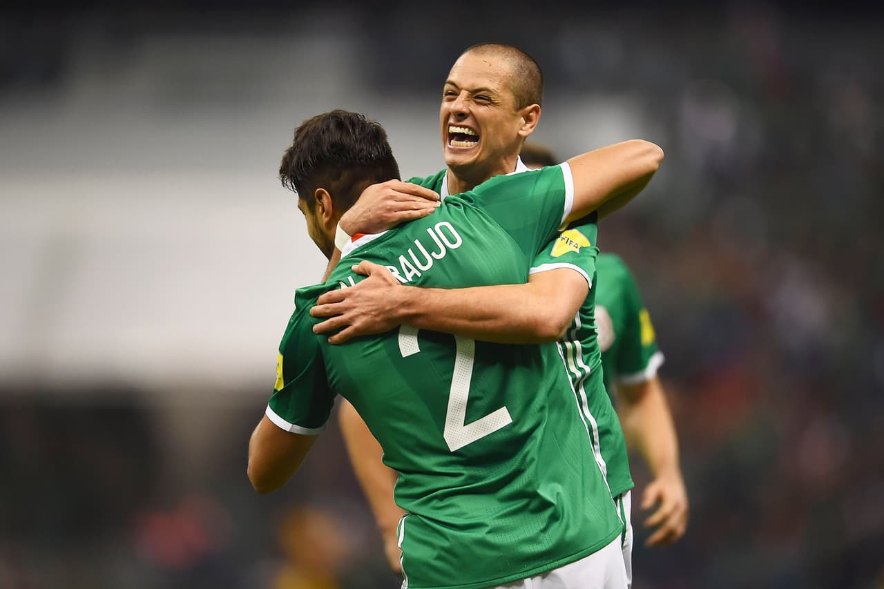 México hace respetar el Azteca y se pone líder del Hexagonal tras vencer 2-0 a Costa Rica