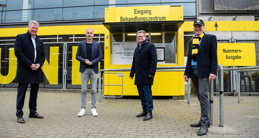El Borussia Dortmund, anunció el pasado viernes que proporcionará la tribuna norte del estadio de fútbol más grande de Alemania para pruebas de coronavirus y atención de pacientes de COVID-19.