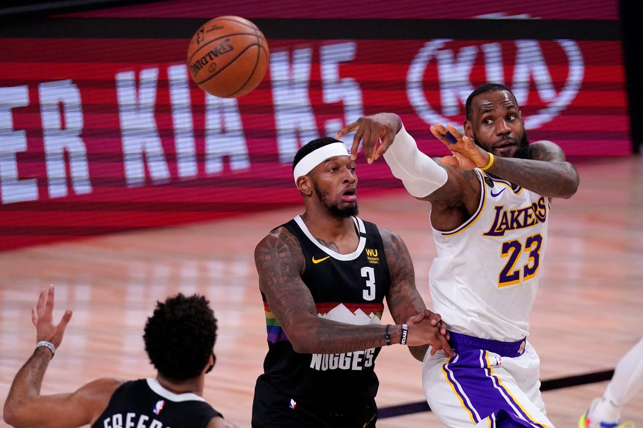 Los Nuggets despiertan en el momento indicado y vencen a los Lakers 106-114 en el juego tres de las finales de conferencia.