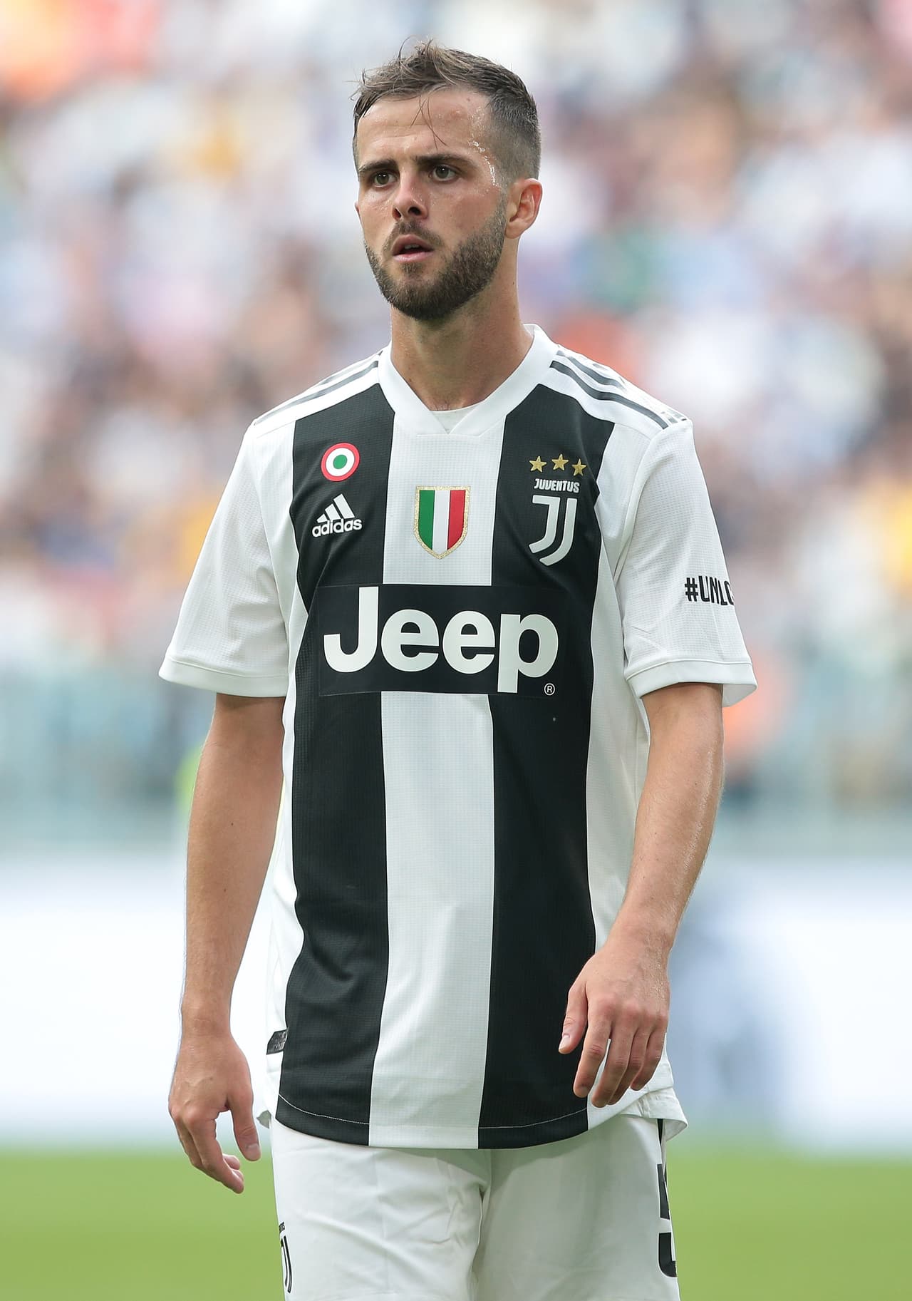 Mediocampista: Miralem Pjanic - Reemplazo: Claudio Marchisio