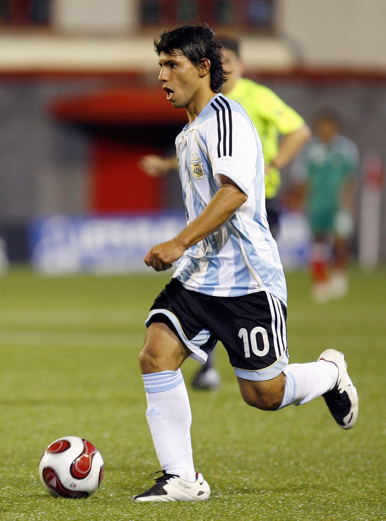 Sergio Agüero estuvo en los Sudamericanos de 2005 y de 2007 con Argentina, siempre como uno de los más destacados.