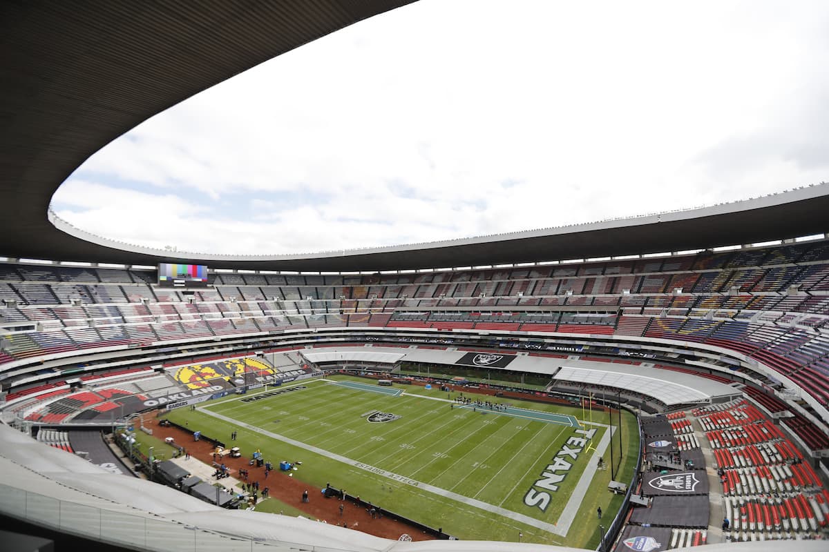 Ya se alistan los últimos detalles para recibir a Houston y Oakland para el histórico partido de este lunes en la Ciudad de México.