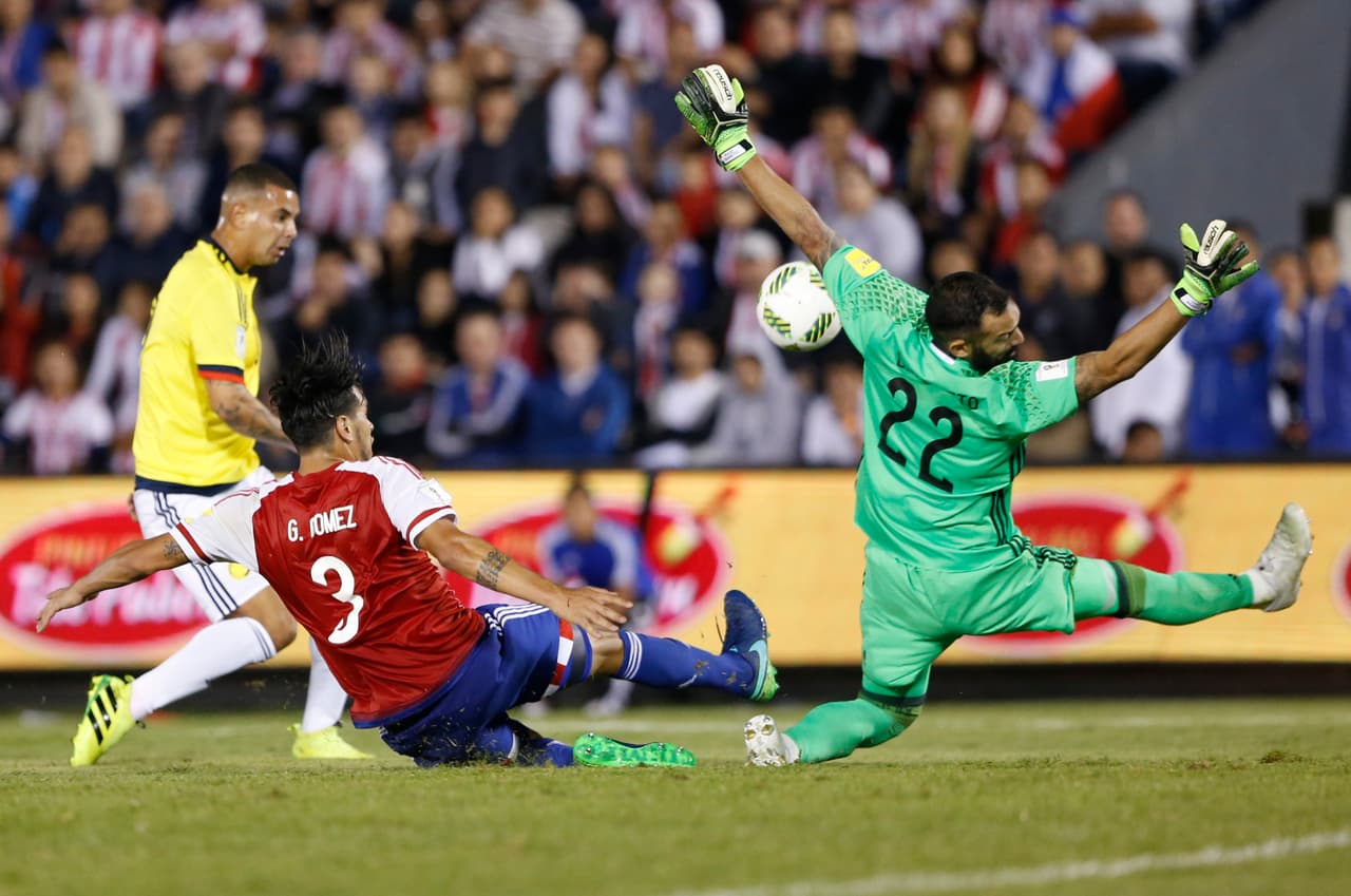 Colombia necesita de un triunfo contra Paraguay para asegurarse un cupo fijo a repechaje y gran parte de su pase a Rusia 2018. Su resultado está en mira de los países antes mencionados.