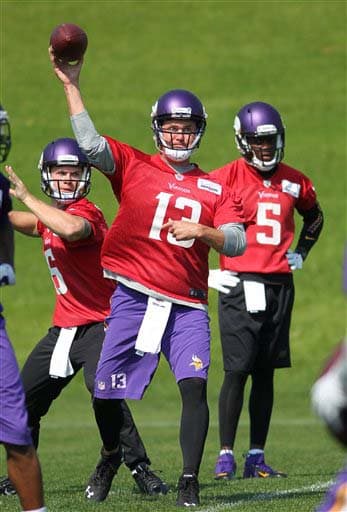 Desde Old Dominion el novato QB Taylor Heinicke (AP-NFL).