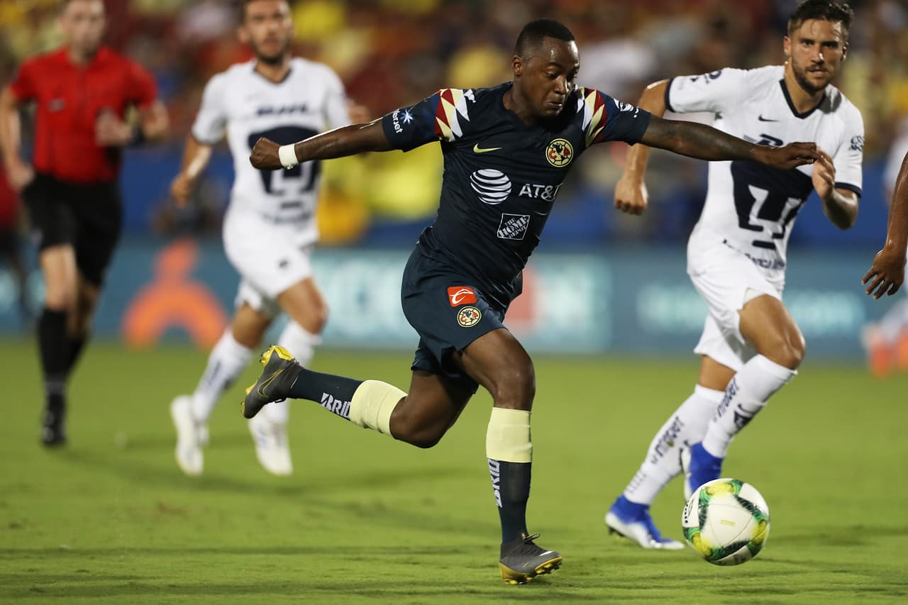 A semana y media de empezar el Apertura 2019
<b> </b>de la Liga MX, América y Pumas demostraron que aún no están a tope, ya que disputaron un partido con pocas llegadas de gol y varios futbolistas se vieron superados al todavía no estar al 100 por ciento físicamente.