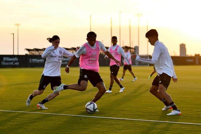 Los jóvenes y novatos que buscan llenar el ojo al 'Tata' Martino