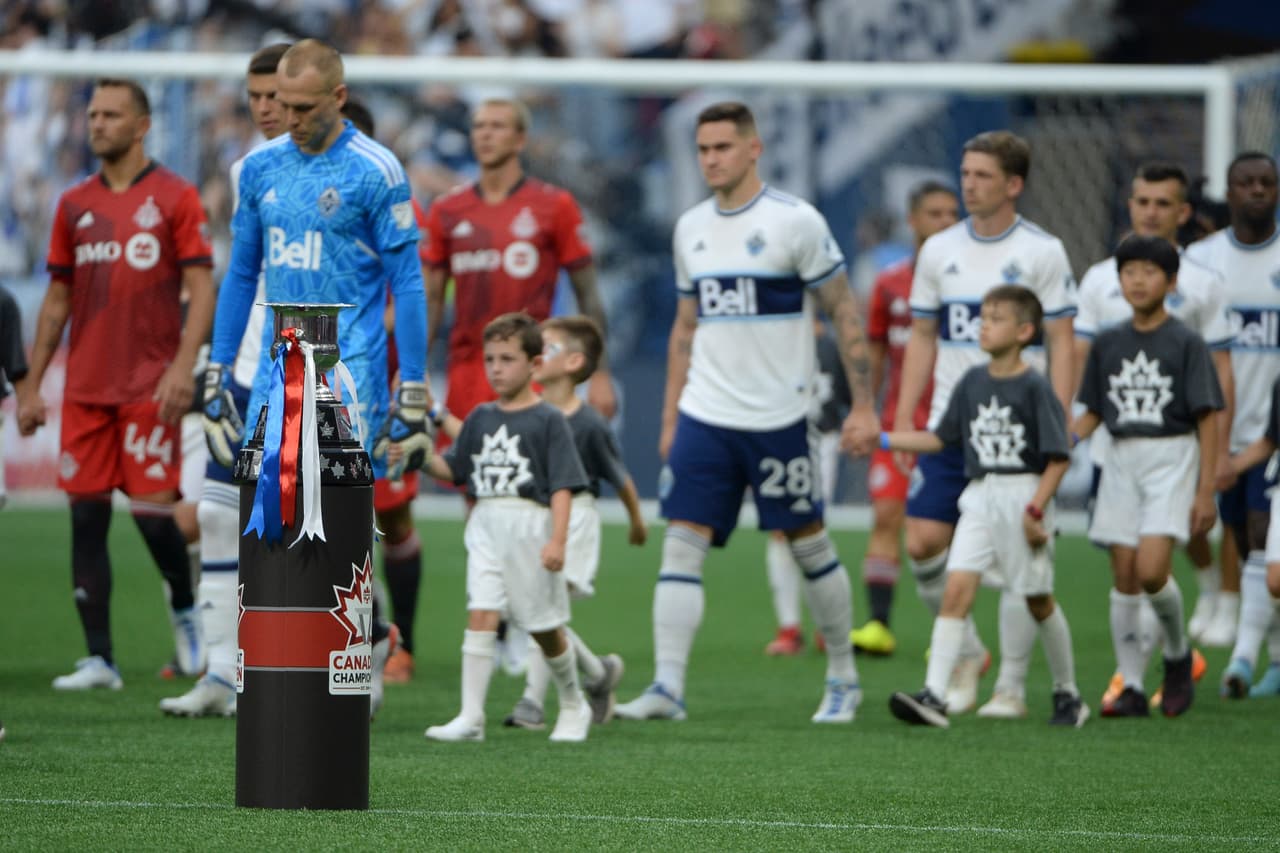 La final del Campeonato Canadiense de 2022 fue disputada entre Toronto FC y Vancouver Whitecaps FC.