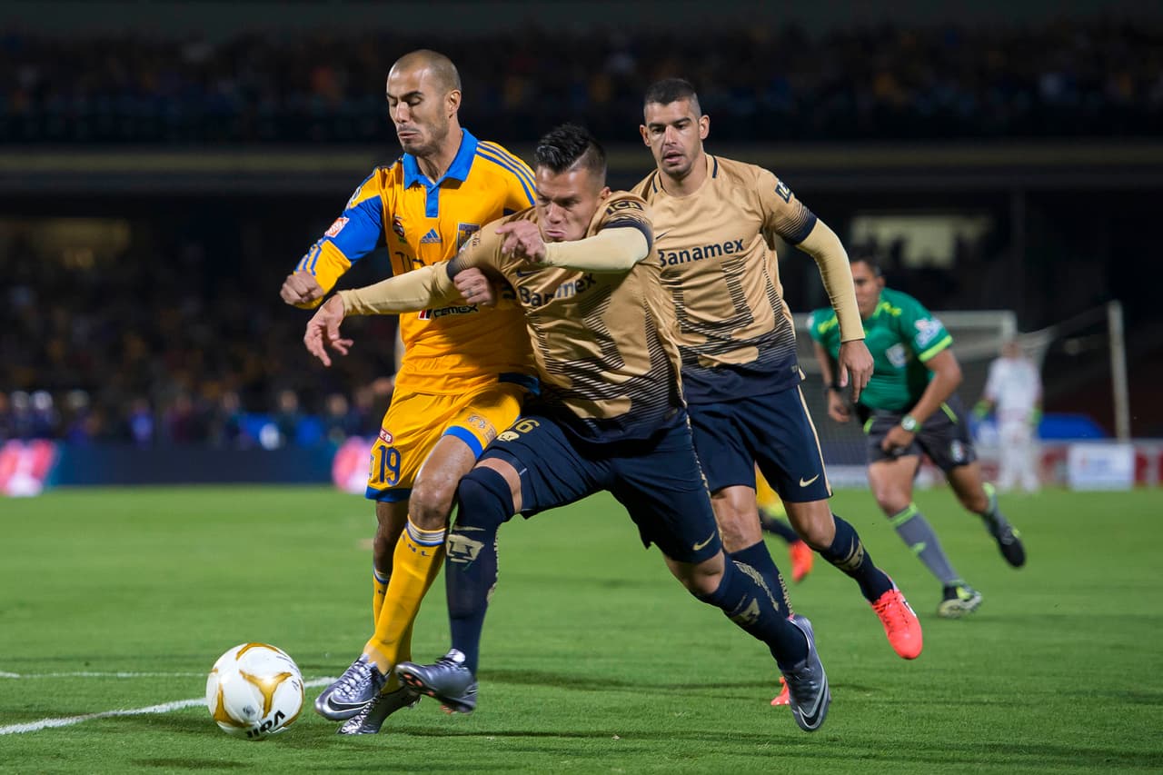 La jugada del partido corrió a cargo del uruguayo Gerardo Alcoba, donde en la última jugada del encuentro en el tiempo extra, en saque de banda la peina uno de los jugadores y un defensa de Tigres no puede despejarla, le cae el balón a sus pies para que de manera inesperada para todos los espectadores marcara el cuarto gol a favor de Pumas y así el partido se definiera hasta los penalties.