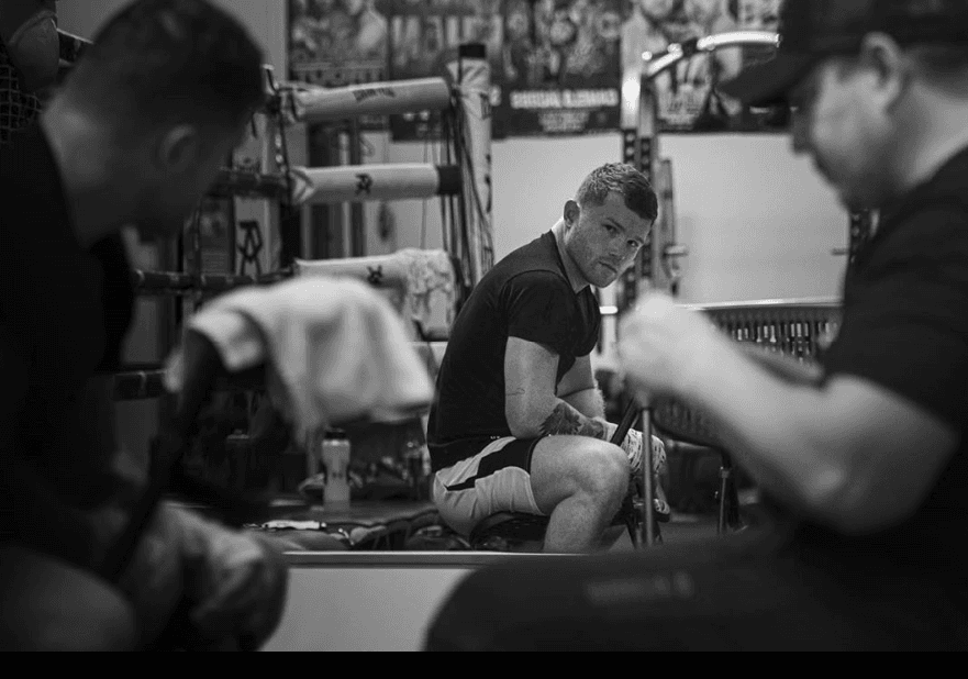 Canelo revela la edad en la que piensa retirarse del boxeo