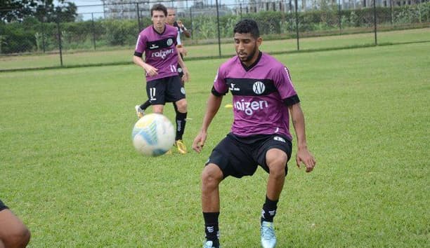 Futbolista Canavarros, con muerte cerebral