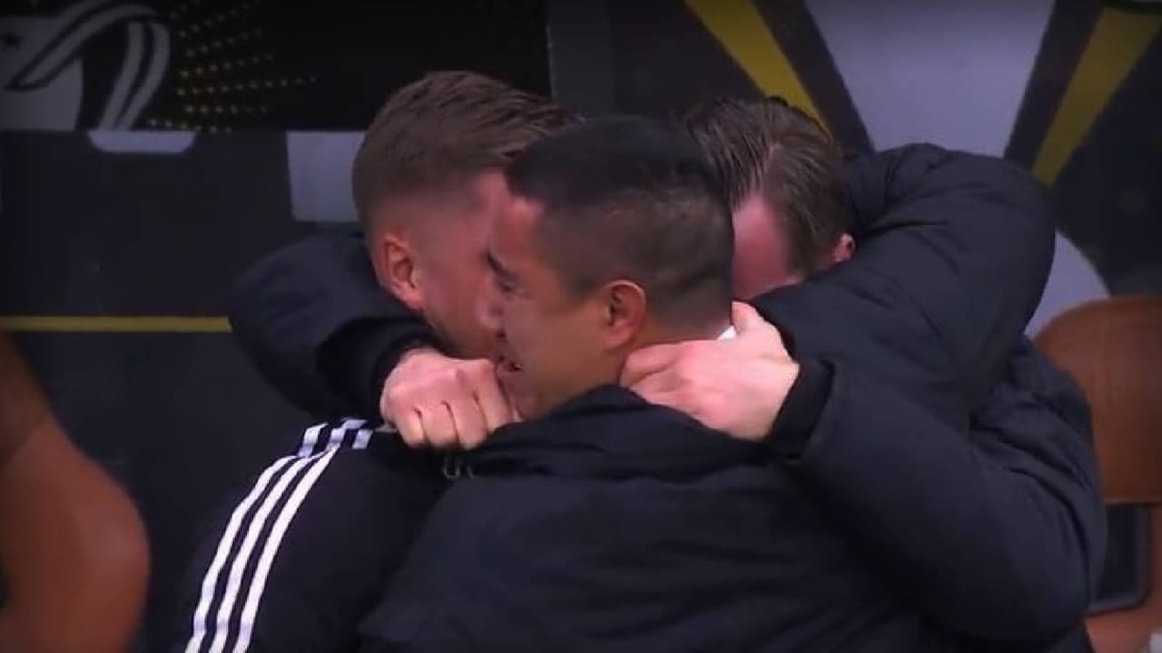 Efraín Juárez festejó junto al entrenador del NYC FC el título de la MLS.