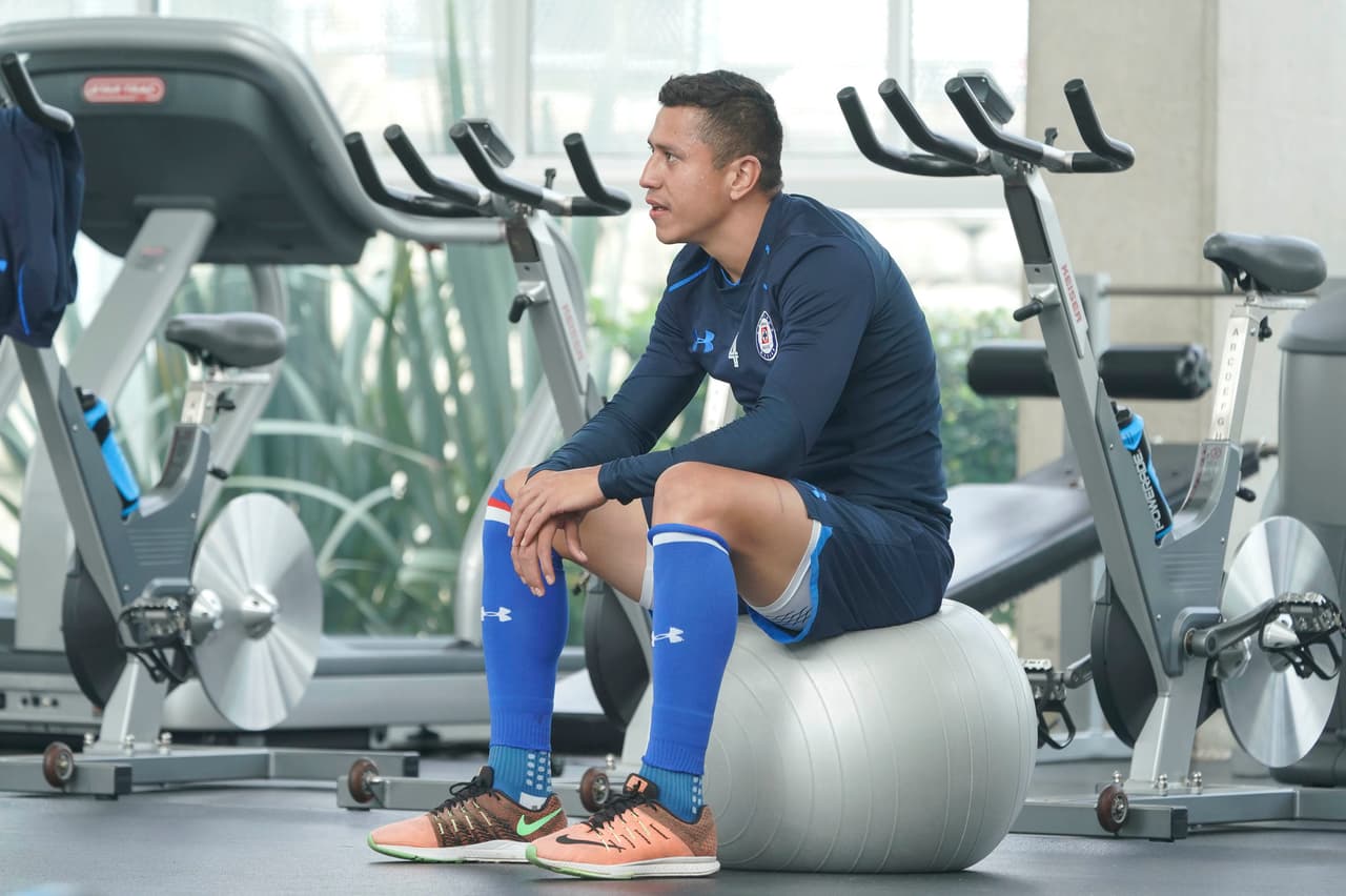 Los jugadores de Cruz Azul saben que cargan con un peso que deben soltar por dos décadas sin que el club sea campeón de la Liga MX.