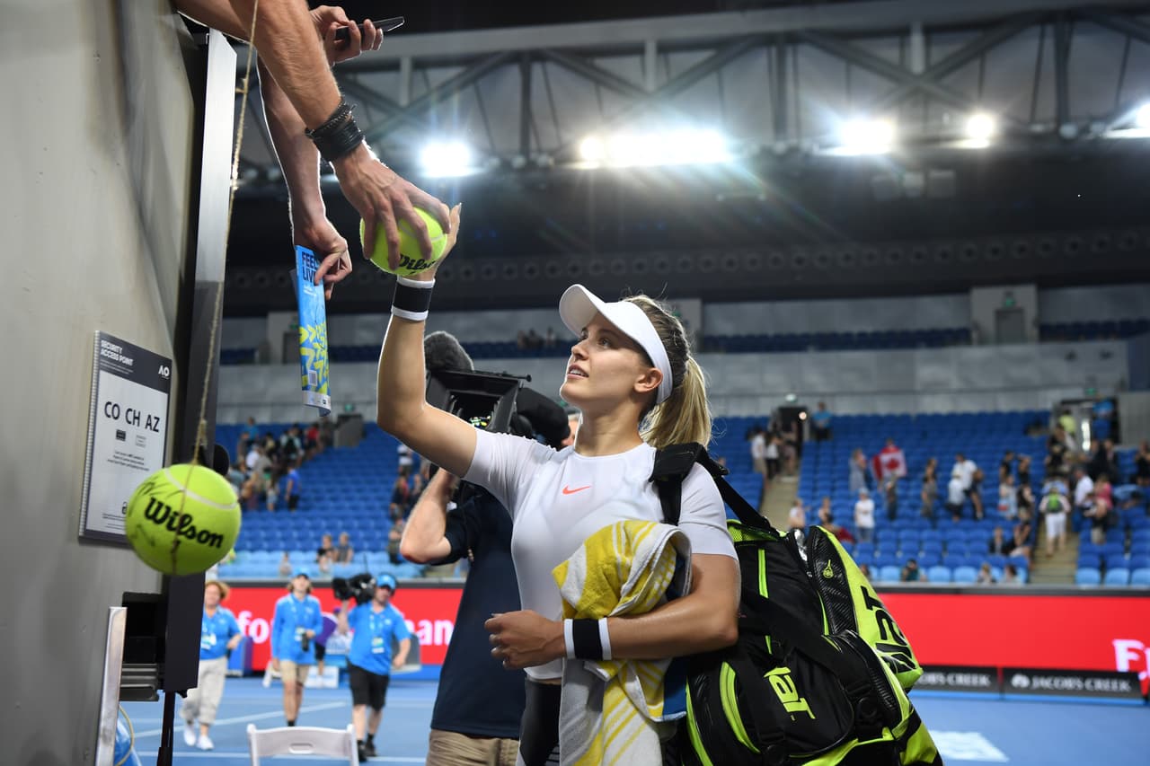 Es su quinto Australian Open y pasó a segunda ronda tras vencer a Louisa Chirico 6-0, 6-4; además mostró que, aparte de su talento, sobresale por su belleza, con un rostro angelical y un cuerpo escultural al servicio del deporte blanco.