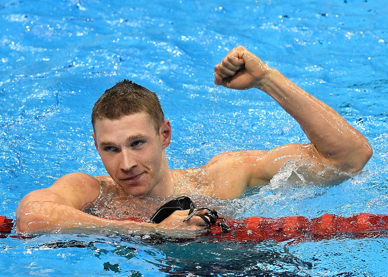El norteamericano Ryan Murphy se llevó el oro en los 100 metros dorso con récord olímpico de 51.97 segundos.