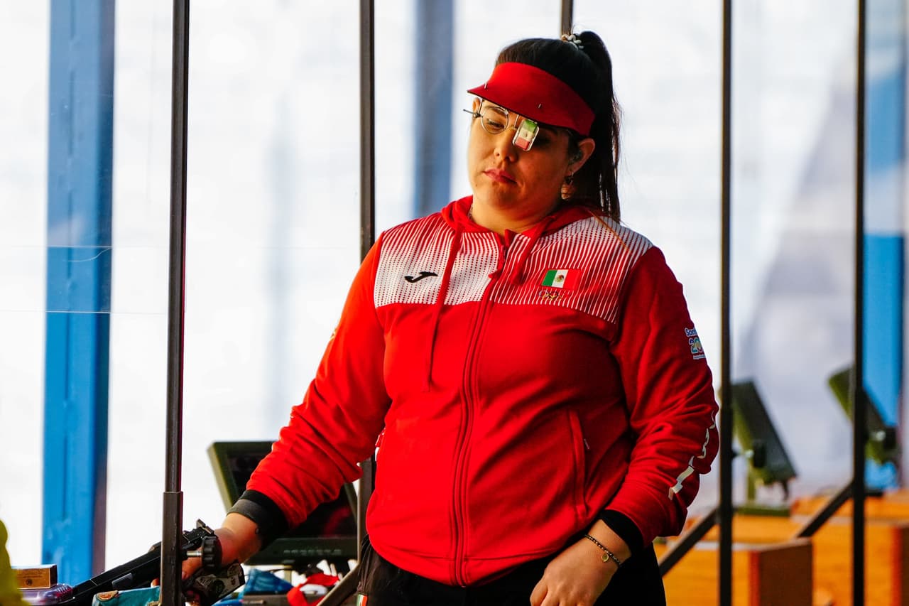 Alejandra Zavala denuncia malos tratos a atletas en Paris 2024