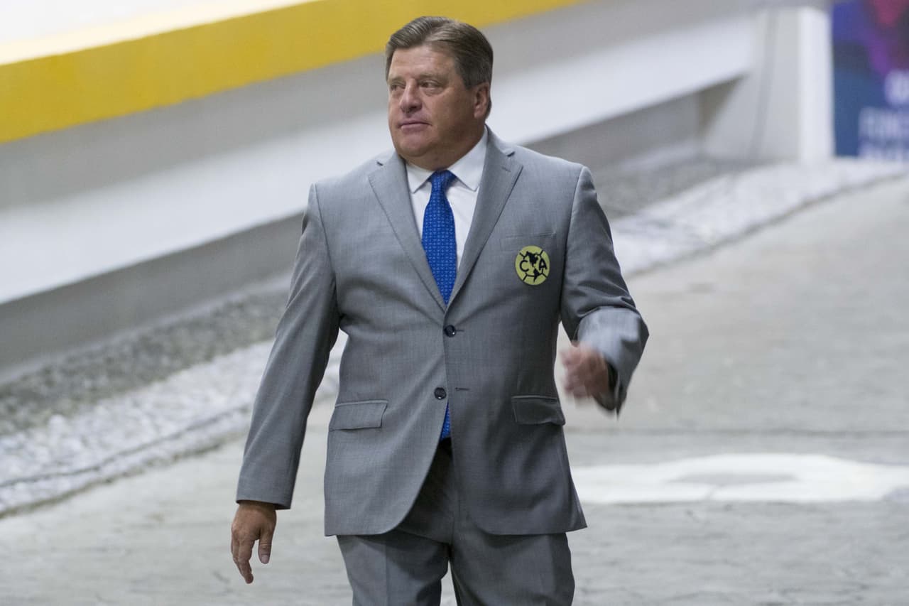 Las aficiones de América y Cruz Azul hicieron sentir su presencia en el Estadio Azteca para su enfrentamiento de Cuartos de Final por el Clausura 2019 en la Fase Final. Un gran ambiente, como de costumbre, estaban gestando los seguidores de ambos clubes capitalinos.