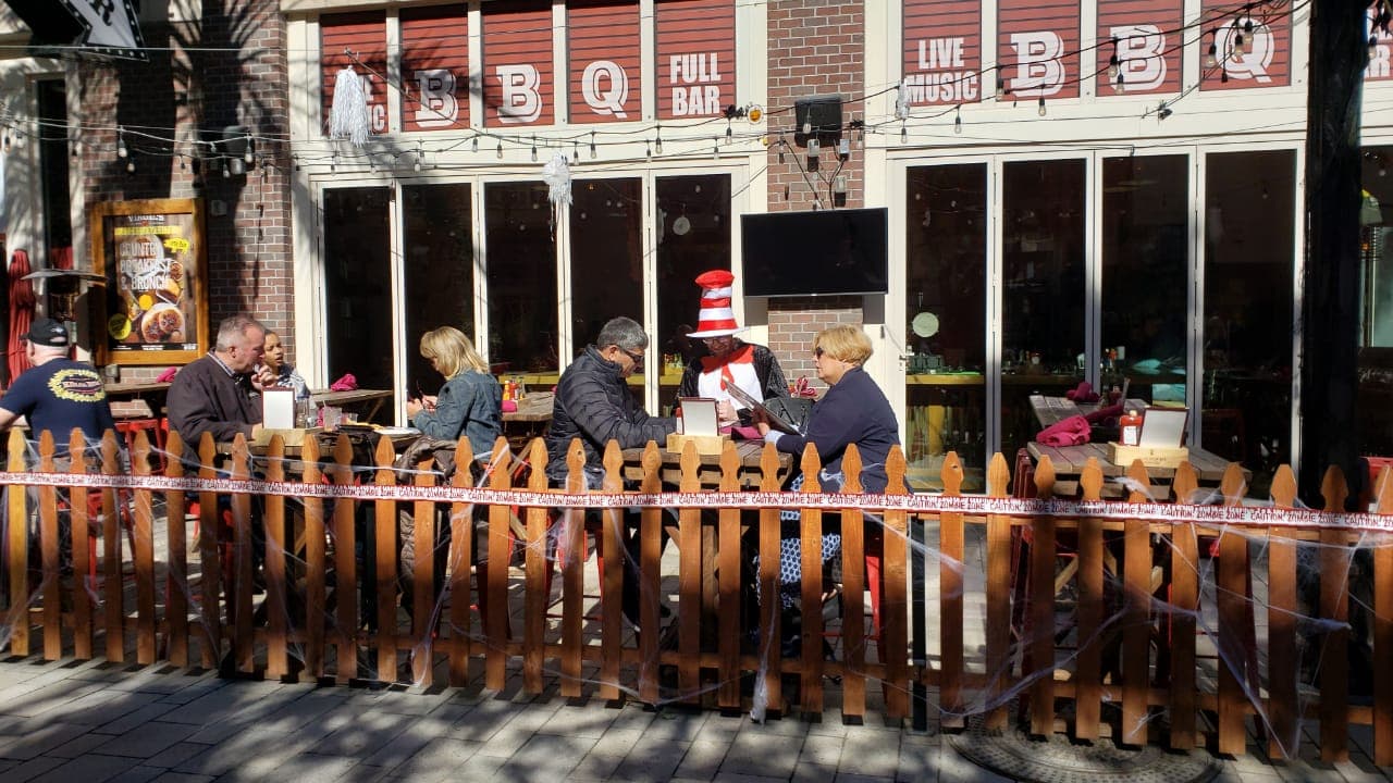 Así se vive la celebración de Halloween en Las Vegas en la semana de la pelea entre el 'Canelo' Álvarez y Kovalev.