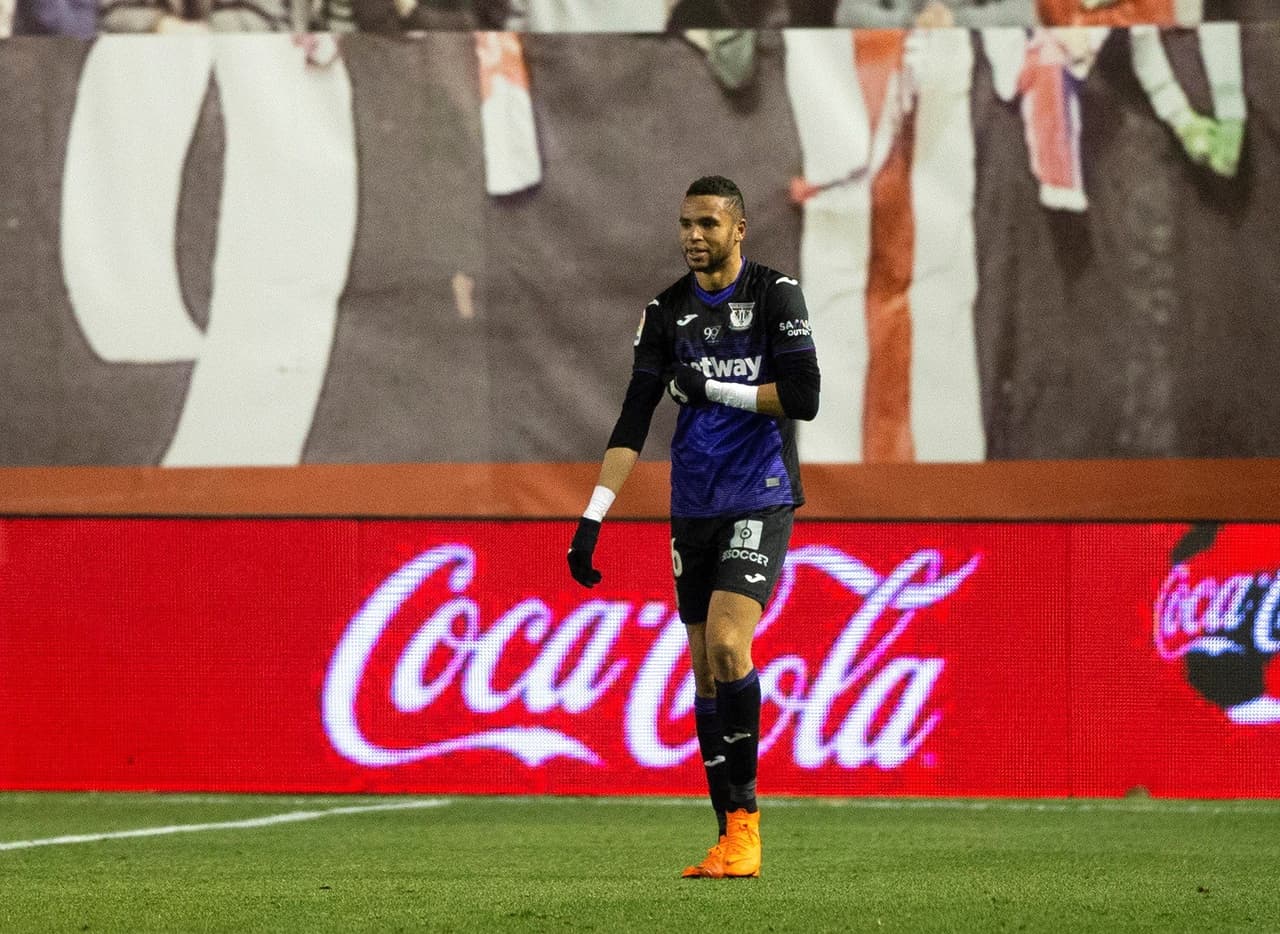 Este gol calaba hondo en el Rayo porque se los hacen con uno menos y a minutos de acabar el partido, doble golpe a la moral de los locales.