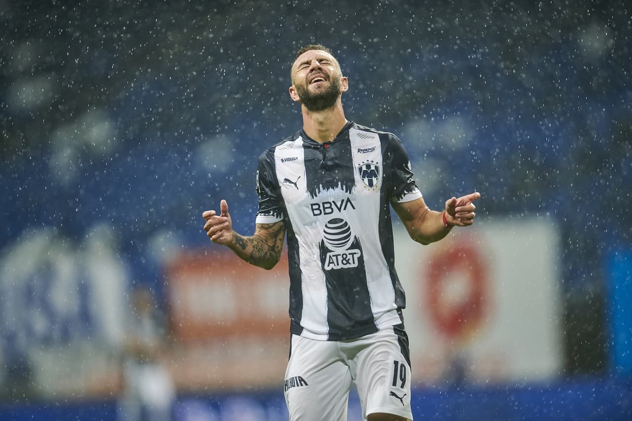 Layún lanza elogios a ‘Tecatito’ Corona
