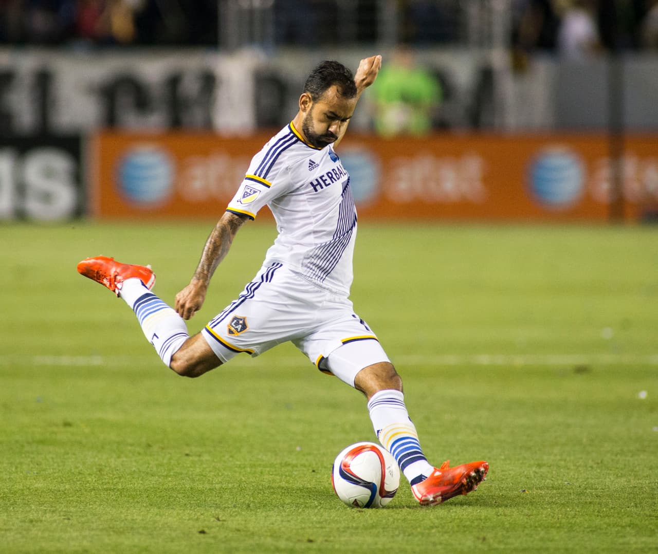 Juninho anuncia su retiro con L.A. Galaxy