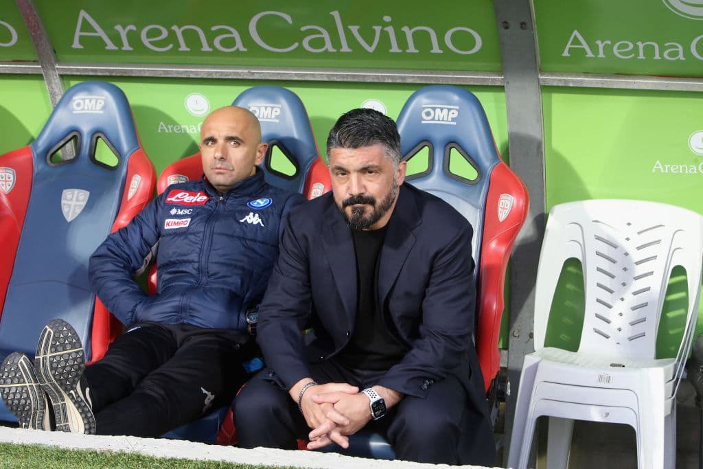 Gennaro Gattuso sigue sin encontrar el mejor funcionamiento del Napoli, que esta vez ganó gracias a una genialidad de Mertens.