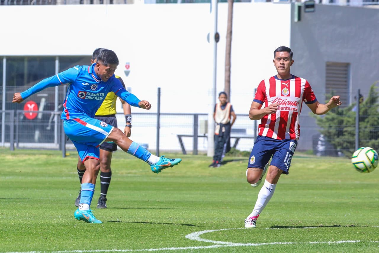 Chivas y Cruz Azul empataron 0-0 en la Liga MX Sub-20.