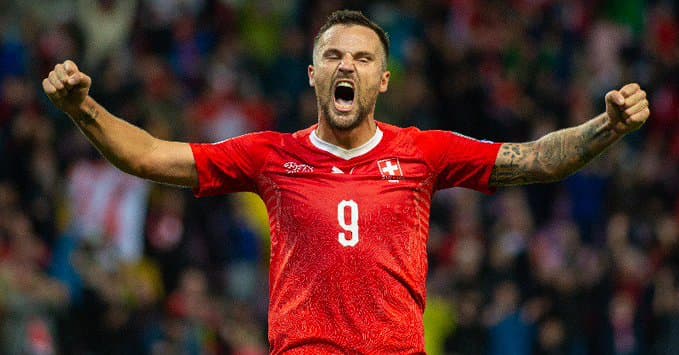 Finlandia 3-0 Armenia; Islas Feroe 1-0 Malta; Suecia 1-1 España; Gibraltar 2-3 Georgia; Rumania 1-1 Noruega; Grecia 2-1 Bosnia y Herzegovina; Liechtenstein 0-5 Italia; Suiza 2-0 Irlanda; Israel 3-1 Letonia.