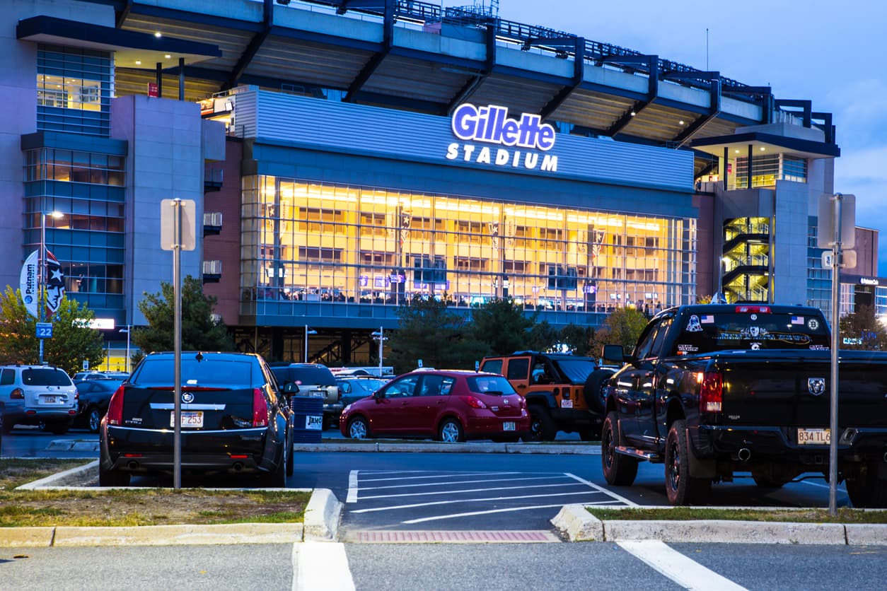 <h3 class="cms-H3-H3">Massachusetts</h3>
<br>
<br>
<b>Ciudad: </b>Boston
<br>
<b>Estadio:</b> Gillette Stadium
<br>