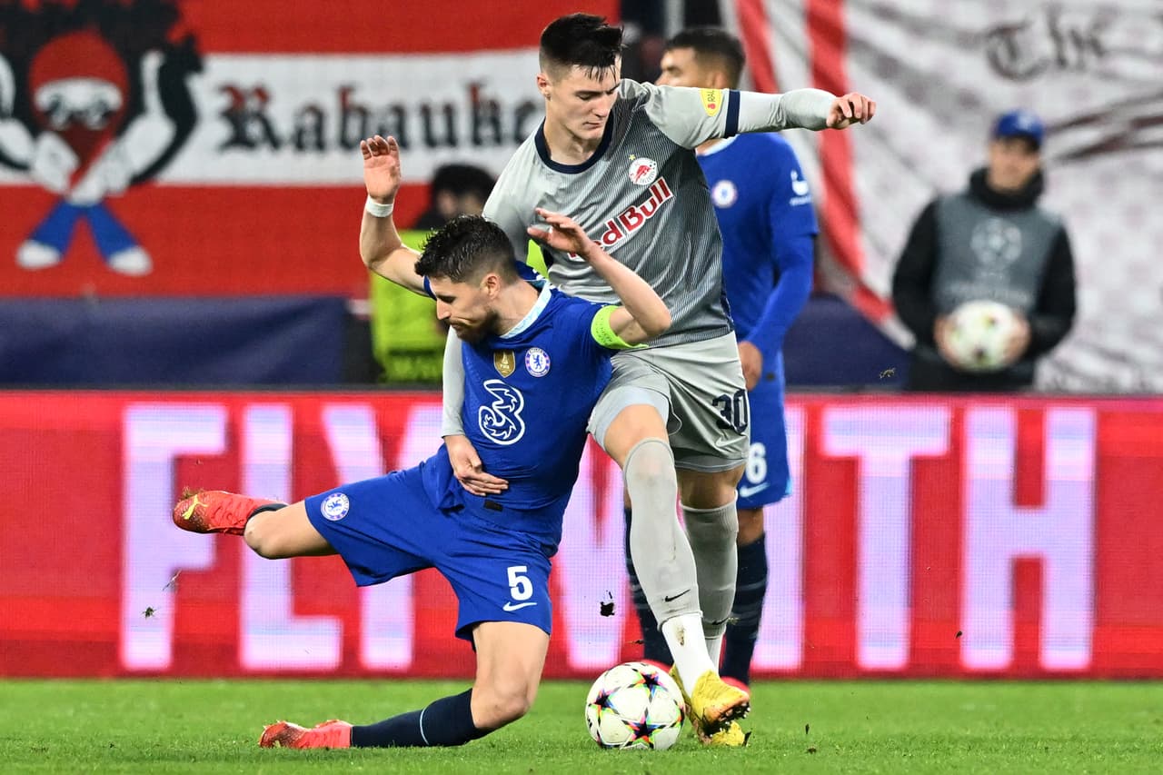 Chelsea derrotó 1-2 de visita a Salzburg con goles de Kovacic y Havertz; Sevilla goleó de local 3-0 a Copenhague y amarró al menos la Europa League.
