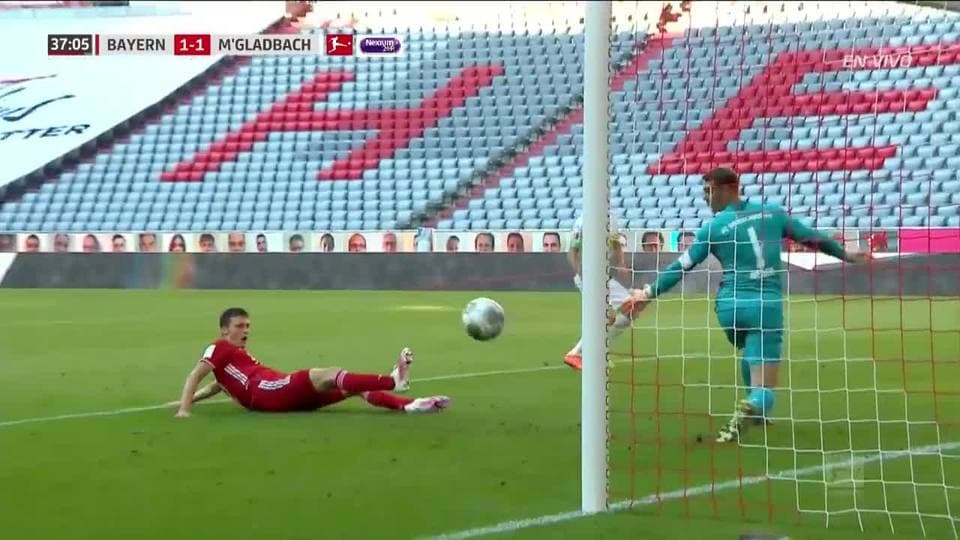¡GOOOL! Benjamin Pavard anota para FC Bayern München