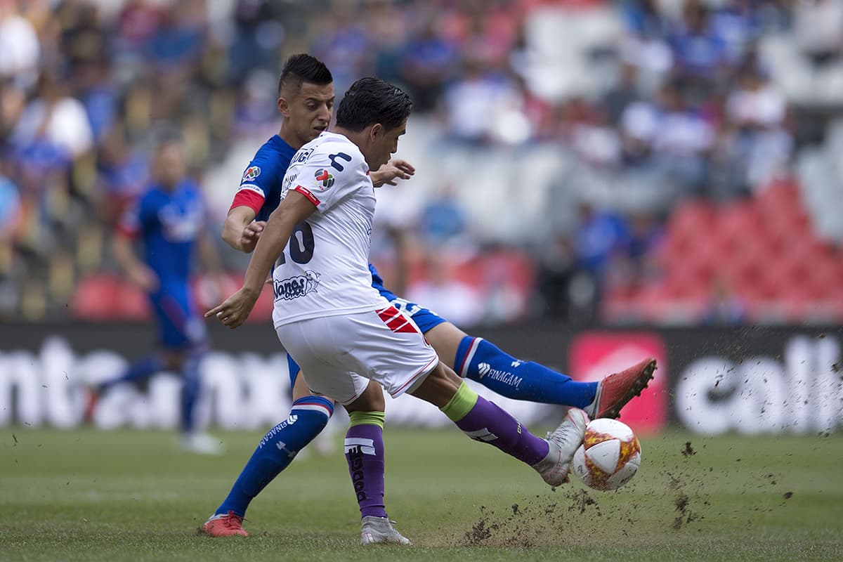 En cualquier acción se notaba la forma en que se levanta no solo pasto, también tierra y otros materiales.