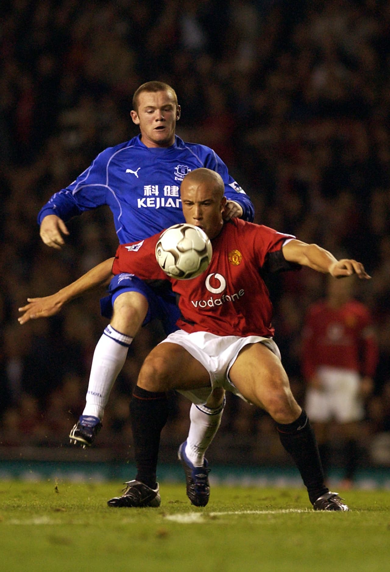 Aunque el Everton no es archirrival del Mánchester United (sino del Liverpool), la hinchada 'toffee' quedó dolida cuando se marchó de Goodison Park en 2005.