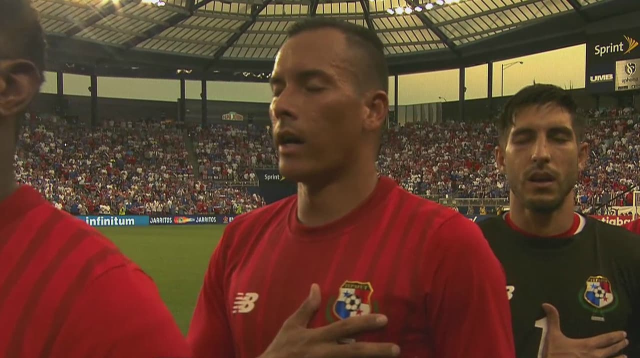 DESTACADO: Los años pasan, pero “Súper Ratón” sigue siendo el referente como el hombre punta de los panameños. Anotó el gol que a la postre les daría el pase a los cuartos de final en el empate frente al campeón Estados Unidos.