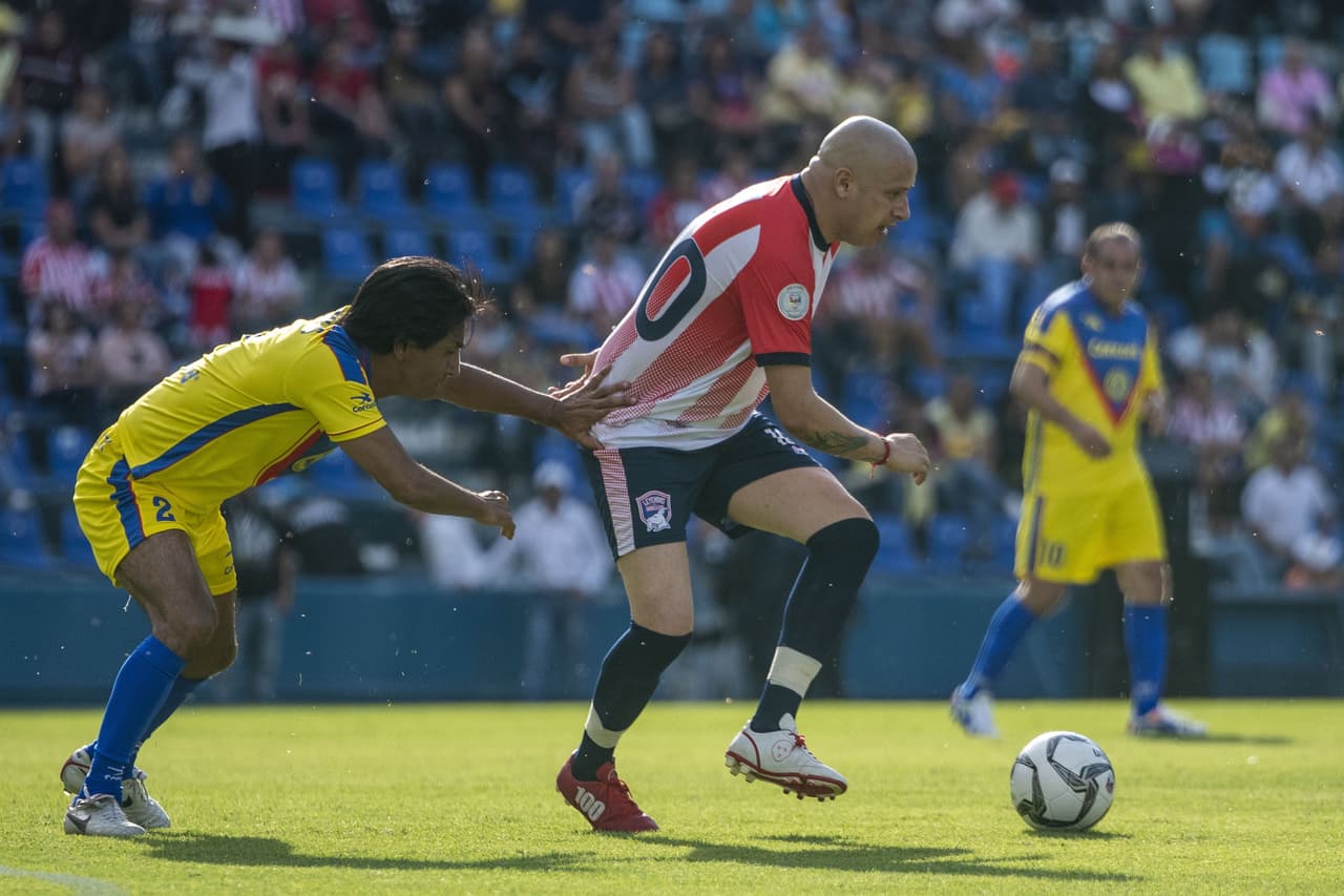 Incluso se puede argumentar que al Tigres-América le falta la historia del SÚPER CLÁSICO NACIONAL CHIVAS-AMÉRICA.