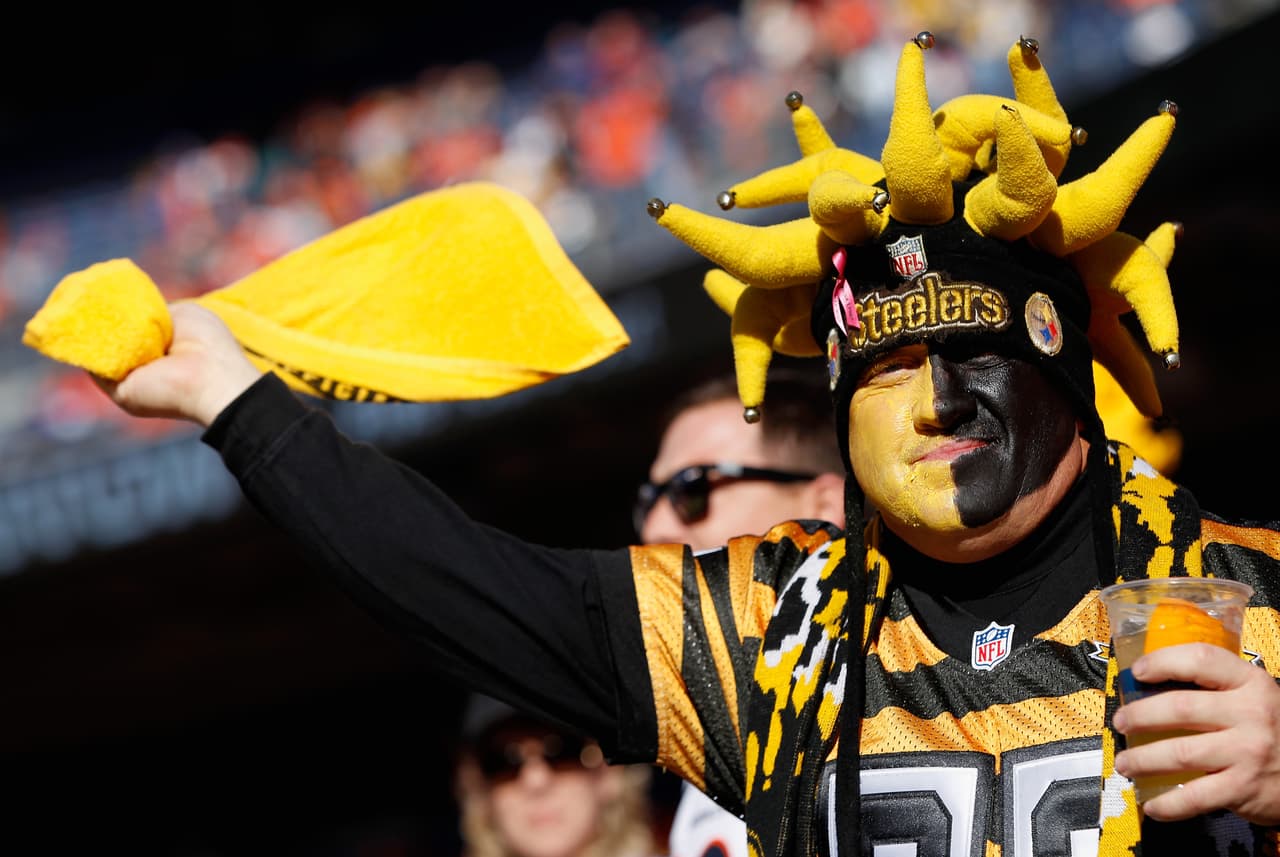 La locura incendió a todos los fans de la NFL durante la Ronda Divisional. Checa las mejores tomas.