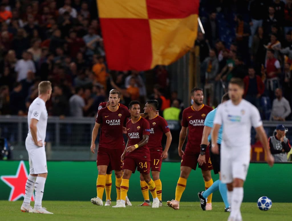 Sin embargo, en Roma, las condiciones las puso el delantero bosnio Edin Dzeko, que al minuto 3 puso el 1-0 para los locales.