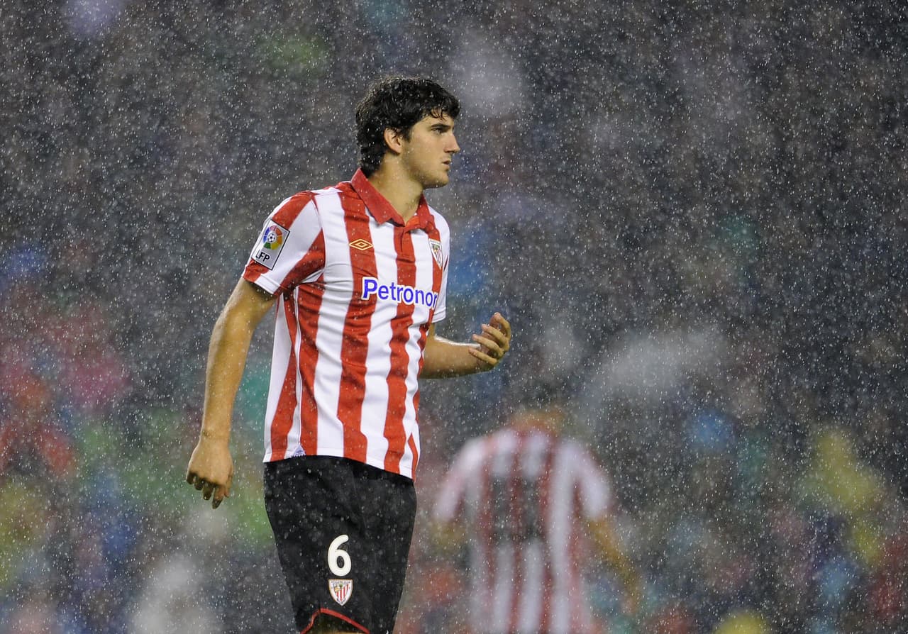 Mikel San José falló con Athletic Bilbao el 13 de noviembre de 2010 en el penal número 10 atajado por Alves.