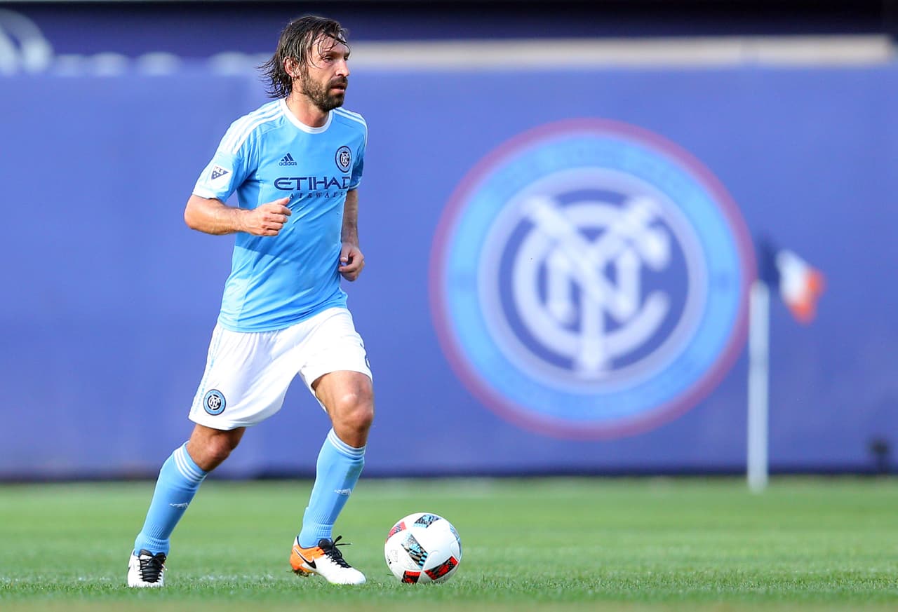 Antonio Conte lamenta la ausencia de Andrea Pirlo en la selección de Italia