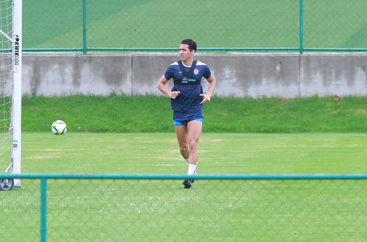 Tras la baja de Martin Caraglio en medio de la pretemporada, Cruz Azul mantiene su ritmo de prácticas para llegar en el más alto nivel al comienzo del Apertura 2019 en la Liga MX.