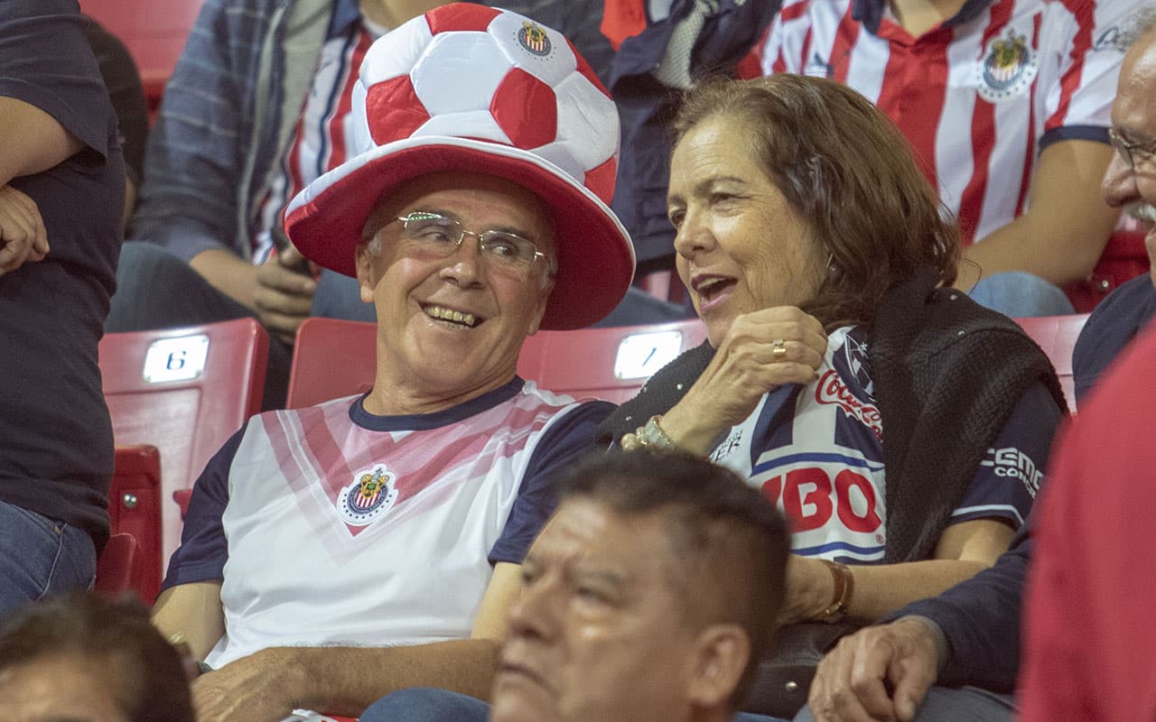 Los fanáticos de Chivas y Rayados están listos para el encuentro entre los dos equipos en el Estadio Akron de Guadalajara por la Jornada 9 del
<a href="https://www.univision.com/deportes/futbol/liga-mx/*">Clausura 2019</a>.