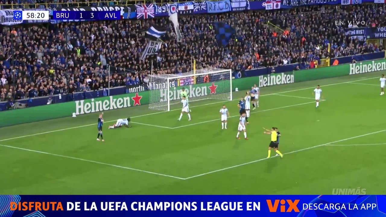 Manota de Wan-Bissaka y Tresoldi no perdona desde los once pasos