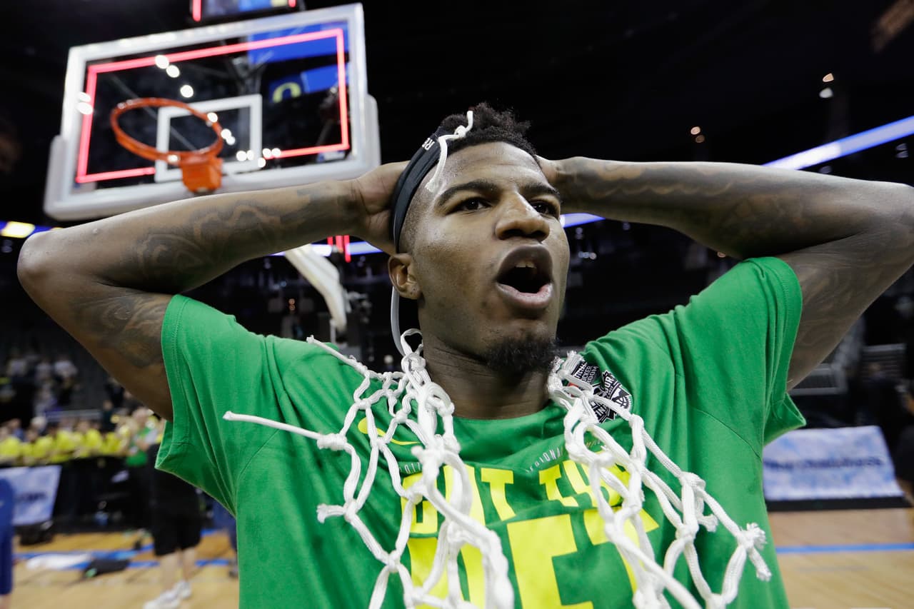 Jordan Bell tendrá que creer cada vez más en sus condiciones si es que quiere derrotar a North Carolina Tar Heels en una de las dos llaves que se llevarán a cabo el 1 de abril.
