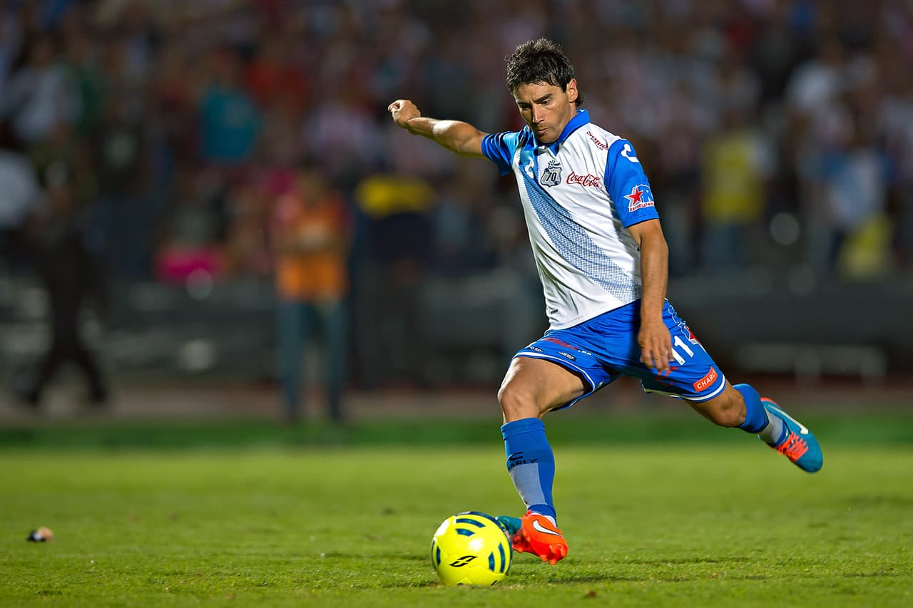 Jürgen Damm, la flamante contratación de los Tigres es explosión pura, su forma de juego lo convierten en un volante-delantero con mucha llegada en la portería rival.