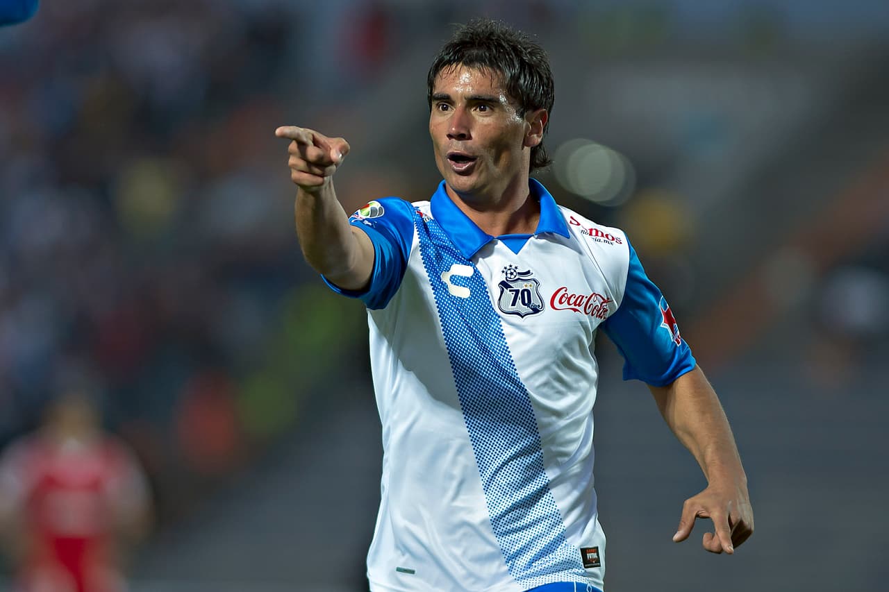 Aunque le falta madurar un poco, el volante ofensivo es un arma para cualquier equipo pues con recortes a toda velocidad es capaz de hacer la diferencia en un partido con un tiro a gol o un pase a algún compañero.