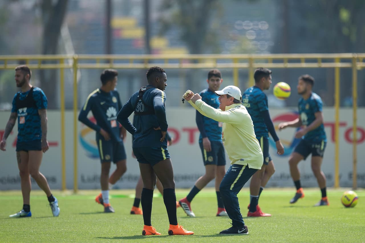 Piojo Herrera quiere a Renato Ibarra de vuelta en América