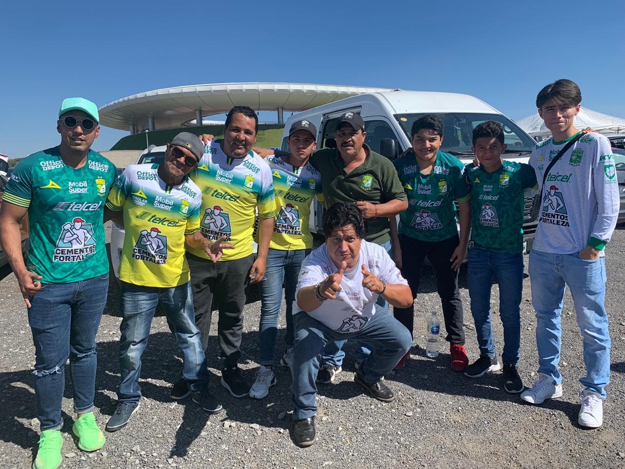 Así se vive el ambiente previo al choque entre Chivas y León en el futbol mexicano.