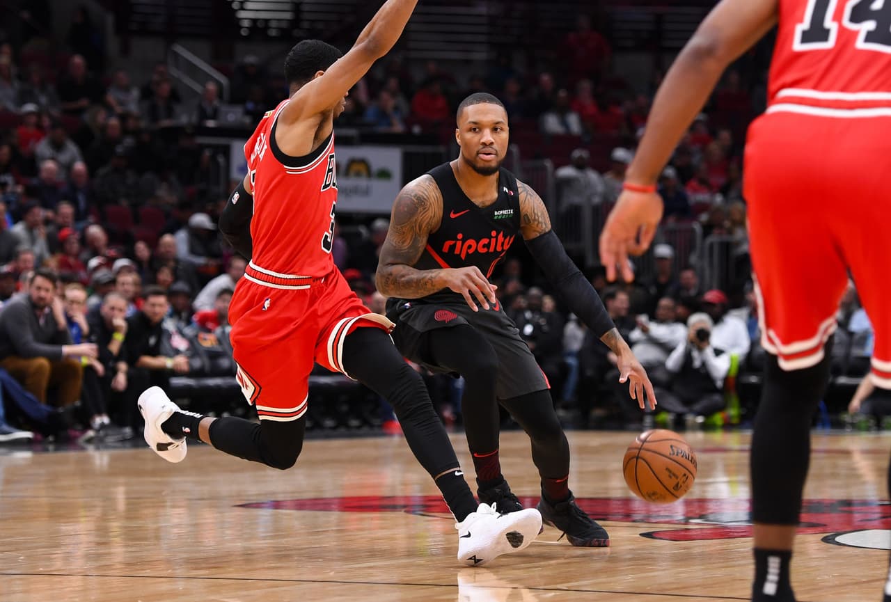 <b>PORTLAND 118-98 CHICAGO</b>. Los Trail Blazers (47-27) son un equipo caliente, al sumar su quinto triunfo consecutivo, mientras que los Bulls (21-55) son un equipo frío, al sumar su tercer revés seguido.