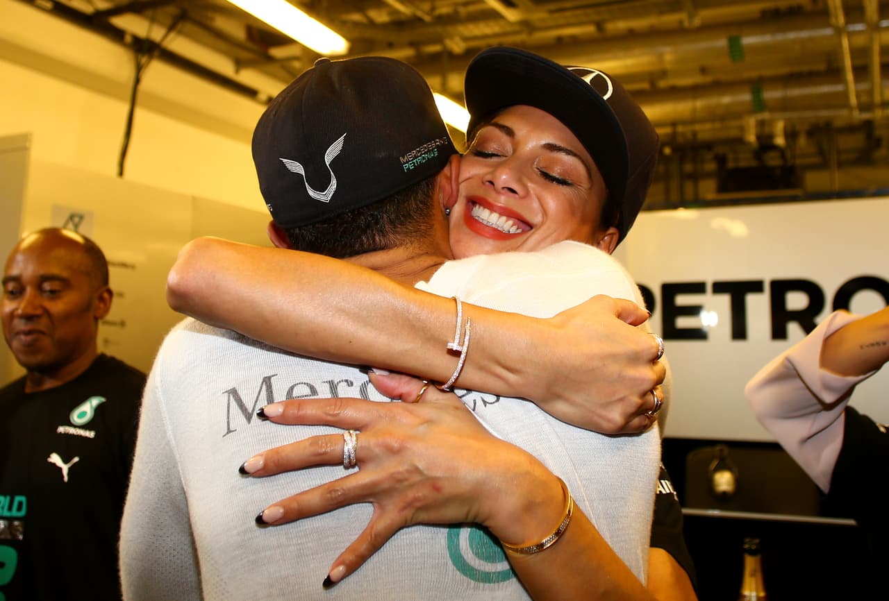 Si bien fueron siete años de noviazgo intermitente, la relación de la artista con el piloto británico coincidió con el momento más brillante en la carrera de Hamilton.