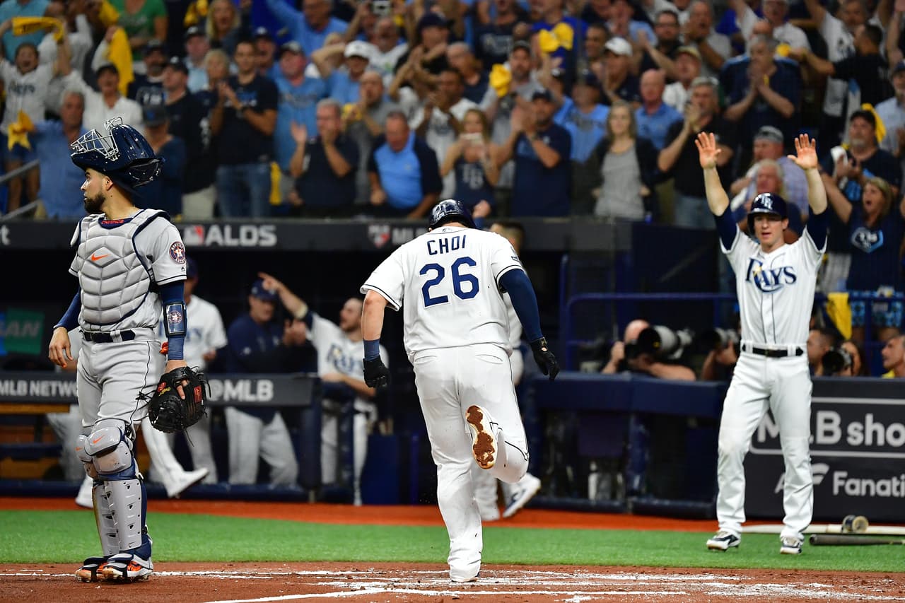 Houston Astros cayó ante Tampa Bay Rays 4-1 en el cuarto juego de la Serie Divisional.